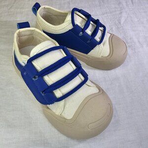 NEW!! Toetots Charlie Baby Low Top Canvas Sneaker Shoes 29/11T